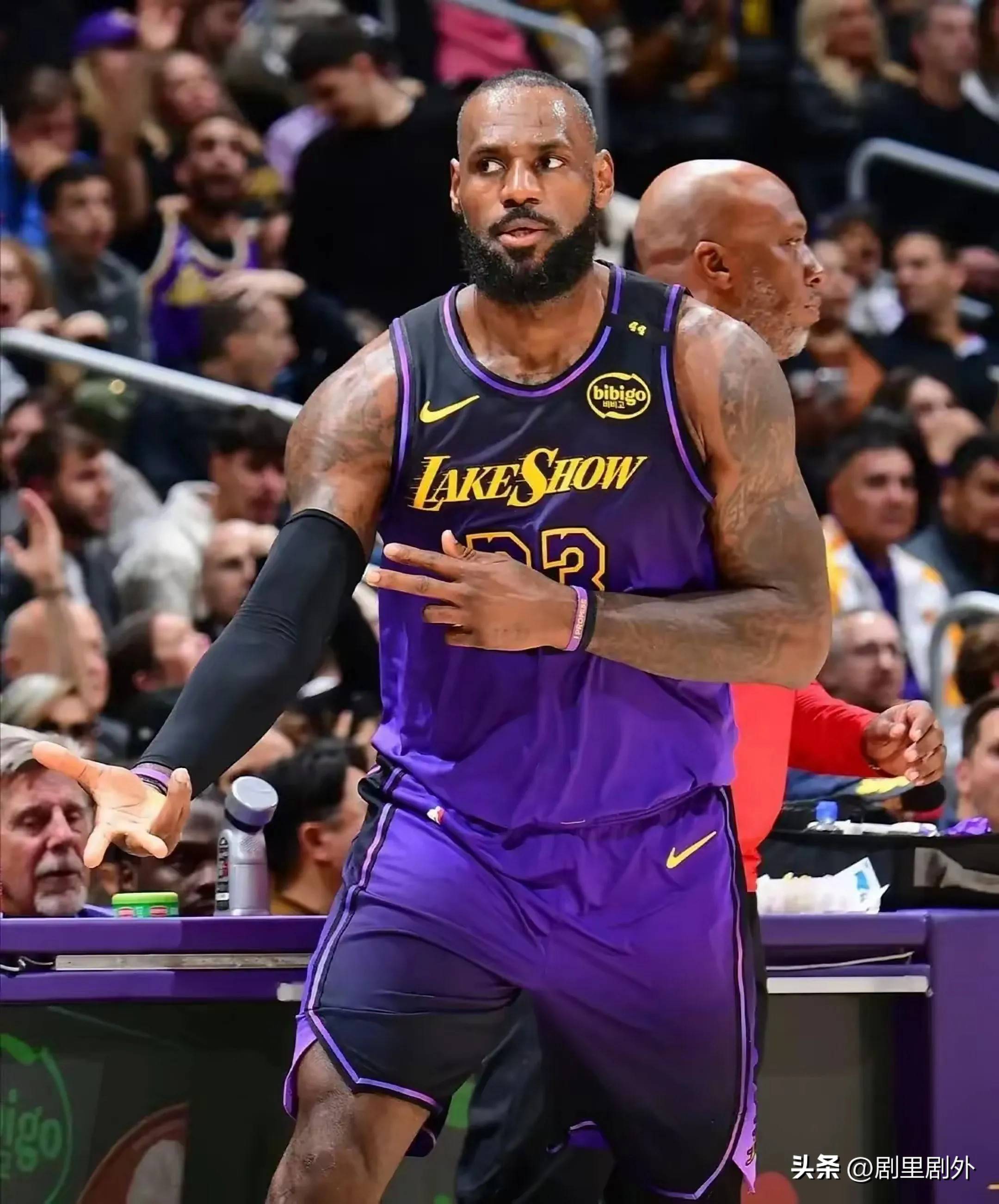 开云-纳达尔焦点对战，东契奇与90激战老鹰分钟，战术调整胜负难料！