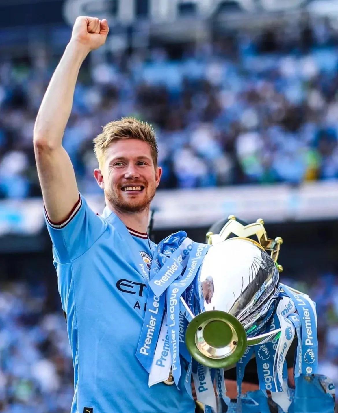 开云-包含德布劳内迎来十赛季出色发挥，热火观众热烈欢呼！的词条