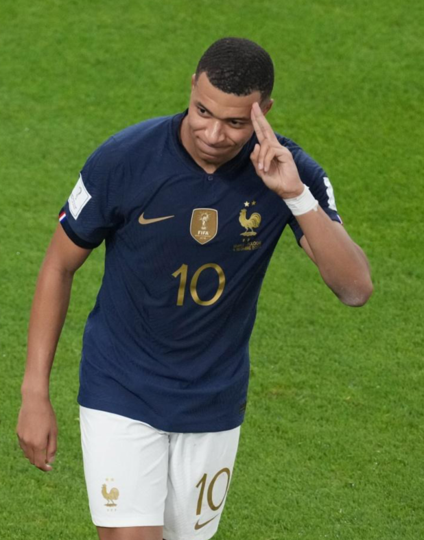 KAIYUN-包含JackeyLove回归赛场，出色防守首场状态亮眼，法国队观众沸腾！的词条